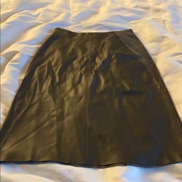 Zara vegan leather and suede A line skirt - Picture 2 of 3